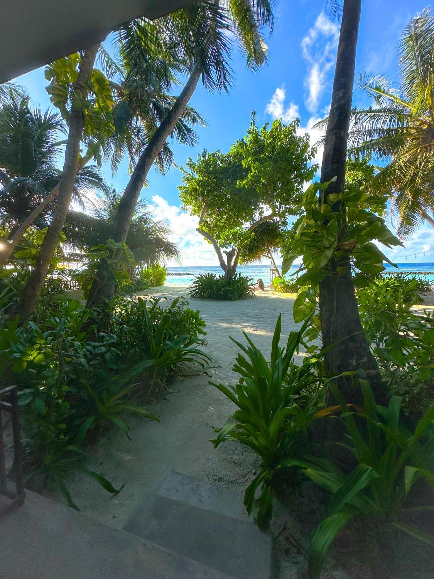 Thundi Sea View Hotel Fulidhoo Exterior foto