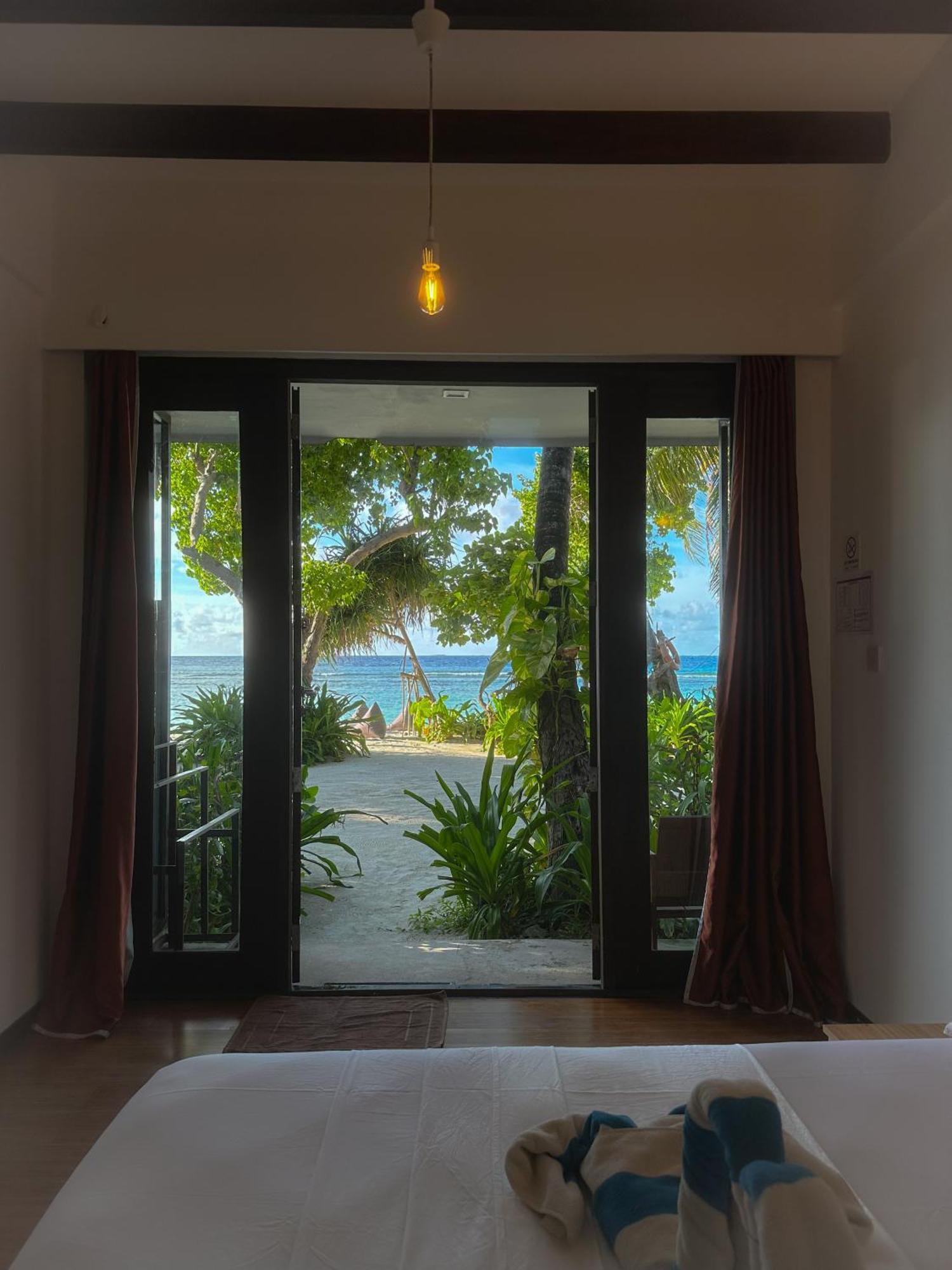 Thundi Sea View Hotel Fulidhoo Exterior foto